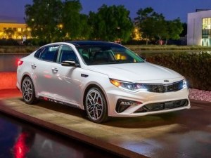 2020 Optima Sedans