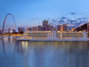 Luxury Mississippi River Cruises