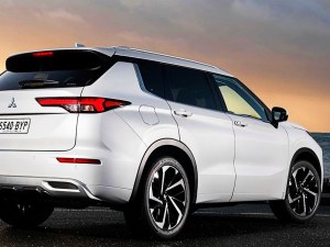 Best Deal On New 2026 Luxury CUV Leases
