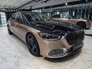 2023 EV Luxury Autos Offers