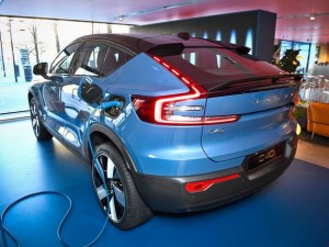 2023 C40 Recharge Luxury EV Deals