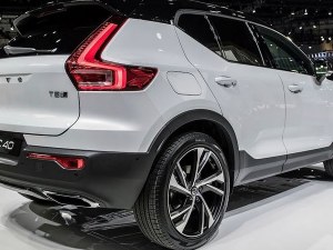 Pre-Owned Volvo Luxury Sedans