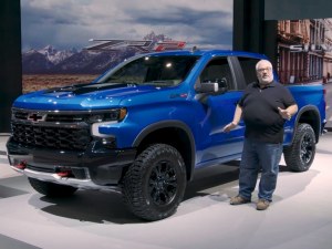 New 2022 Sierra EV Pickup