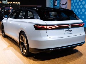 2022 ID4 Luxury CUVs