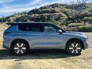 2026 Outlander Crossovers SUV Pricing