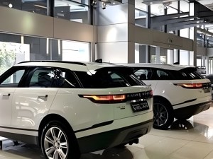 Luxury Crossover SUV Discounted