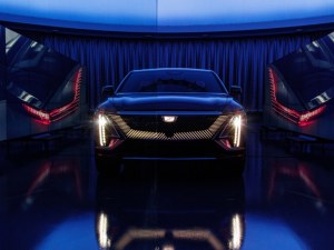 2023 Lyriq EV Crossover CUV