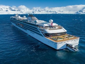 Last-Minute Cruise Offers