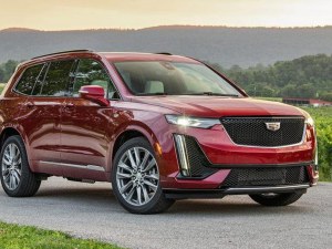 2020 Cadillac XT6 SUV Reviews
