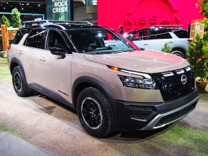 2024 Pathfinder SUVs Deals