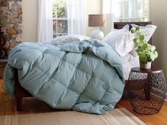 Better Sleep: Stay Warm With a Comforter
