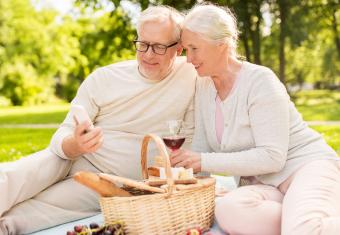 The Best Online Dating Apps for Seniors